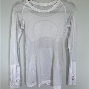 Lululemon Swiftly Tech Long Sleeve Crew